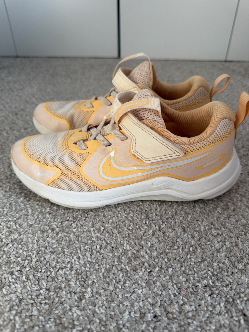 Nike Kids Peach and White Cosmic Runners size 2Y
